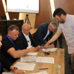 Ankara’da Kurban Pazarı’nda polise saldırı: 5 polis yaralandı, 12 kişi gözaltında – Birlik Haber Ajansı